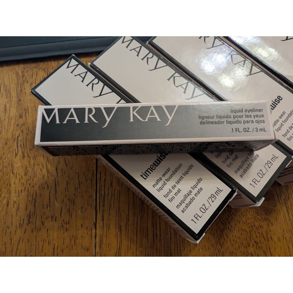 Mary Kay BLACK Waterproof Liquid Eyeliner Pen 017587 Full Size New in Box